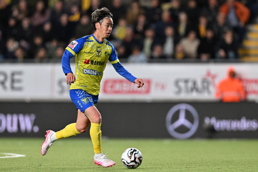 シント＝トロイデンの伊藤涼太郎【写真：アフロ】