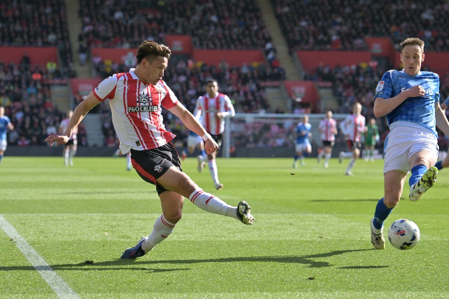 サウサンプトンの松木玖生【写真：REX/アフロ】