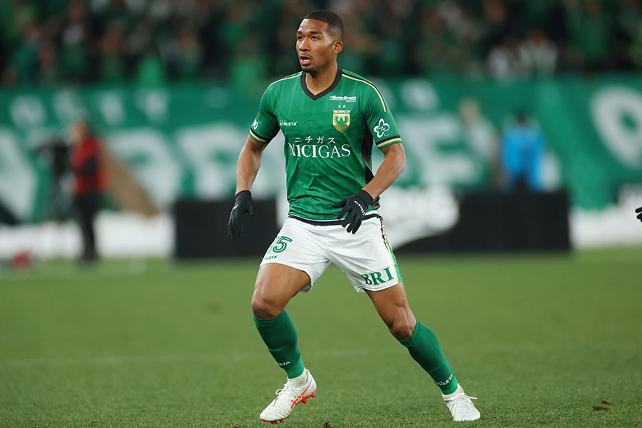 寺沼星文が決勝ゴールを決めた【写真：YUTAKA/アフロスポーツ】