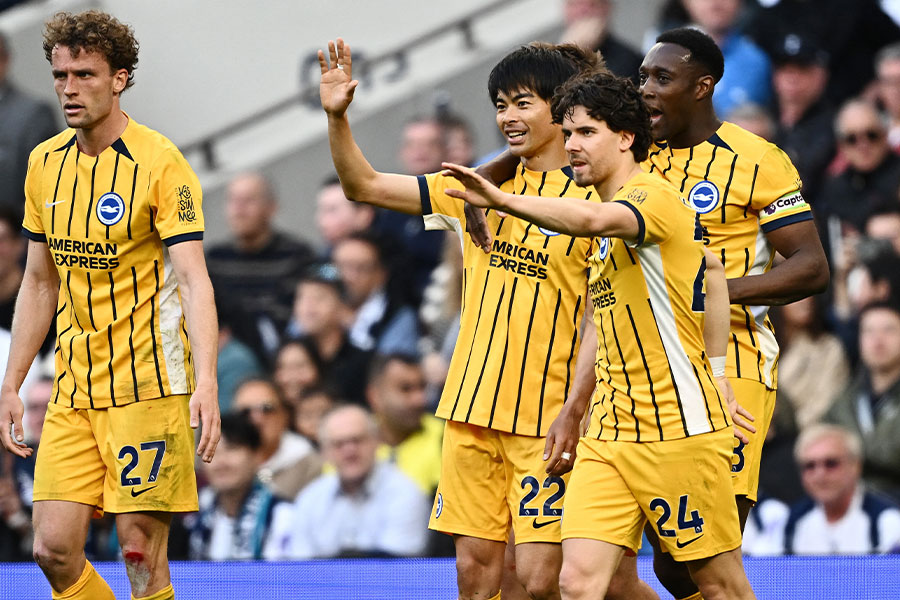 三笘薫がトッテナム戦で同点ゴールを決めた【写真：ロイター】