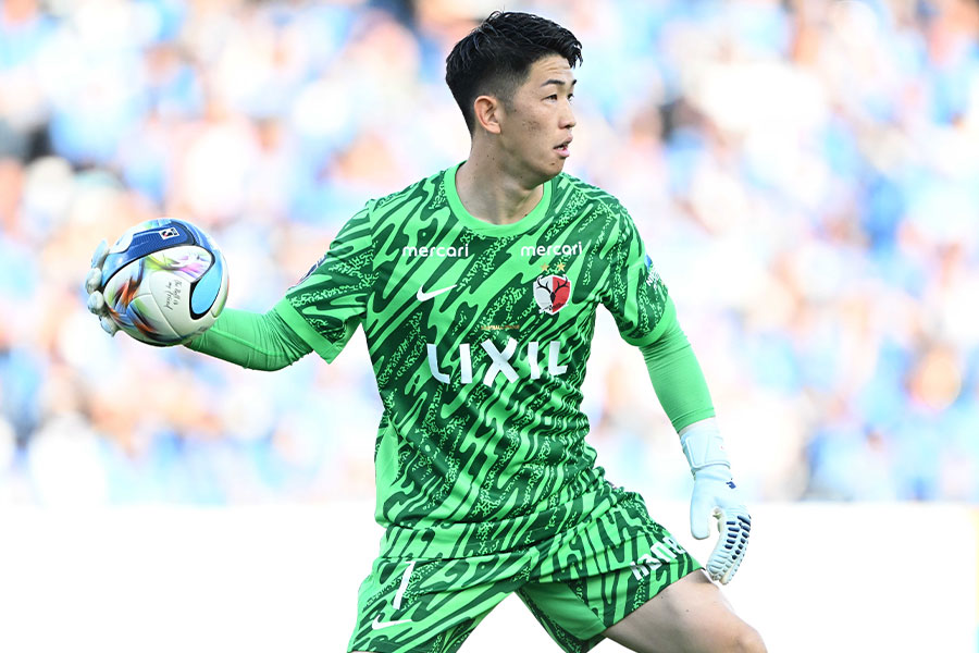鹿島のゴールを守る早川友基【写真：徳原隆元】