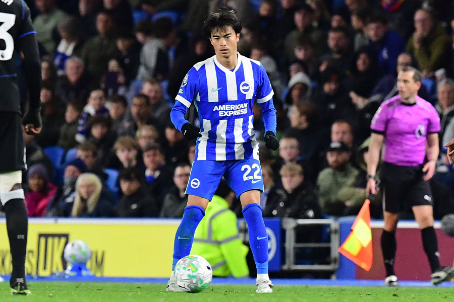 チェルシー戦に出場した三笘薫【写真：REX/アフロ】