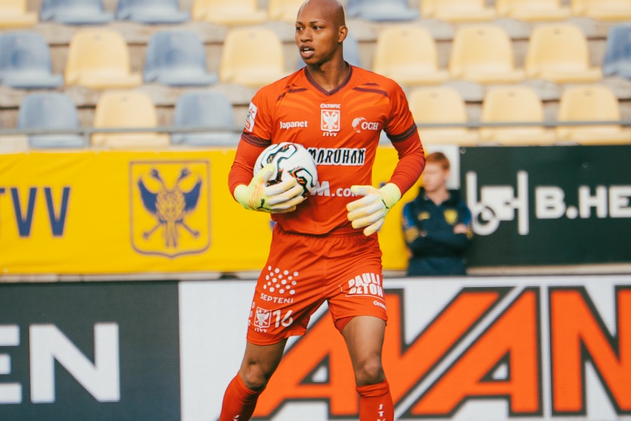 シント＝トロイデンの小久保玲央【写真：(C) STVV】