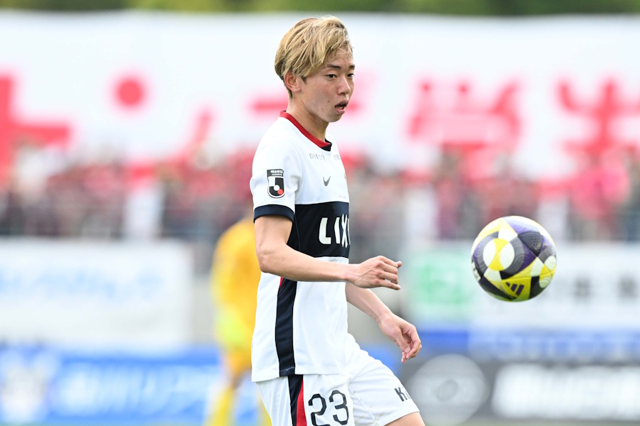 鹿島の津久井佳祐【写真：徳原隆元】