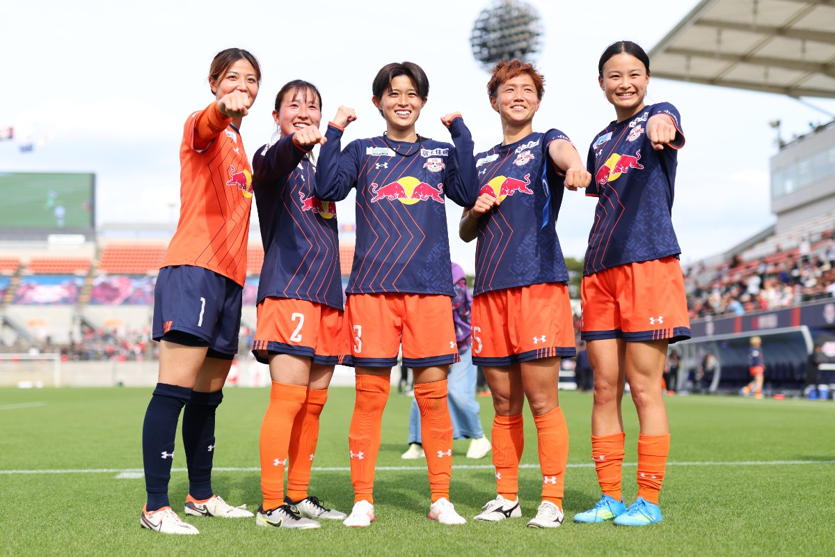 さいたまダービーに勝利した大宮WOMEN【写真：森田直樹/アフロスポーツ】