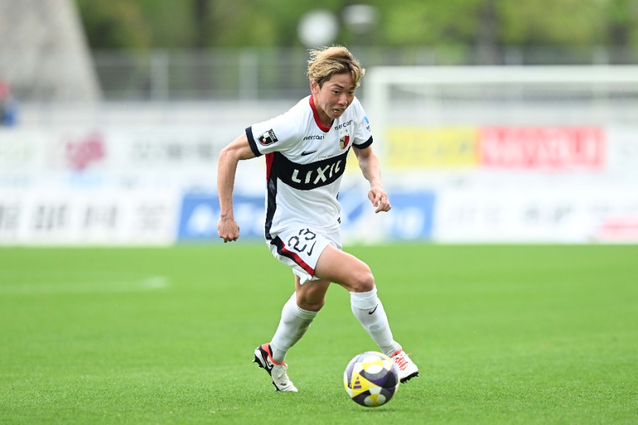 鹿島の津久井佳祐【写真：徳原隆元】