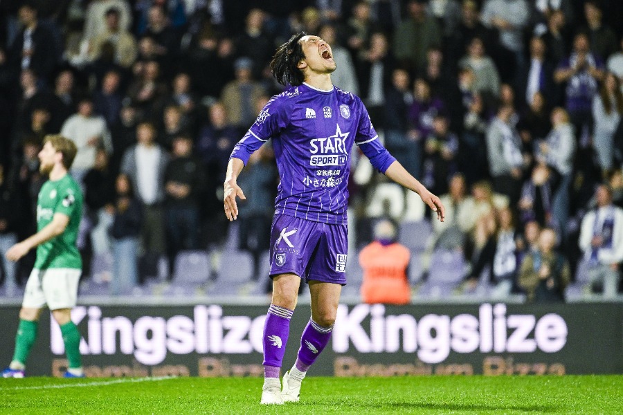 ベールスホットの原口元気【写真：Belga Image/アフロ】