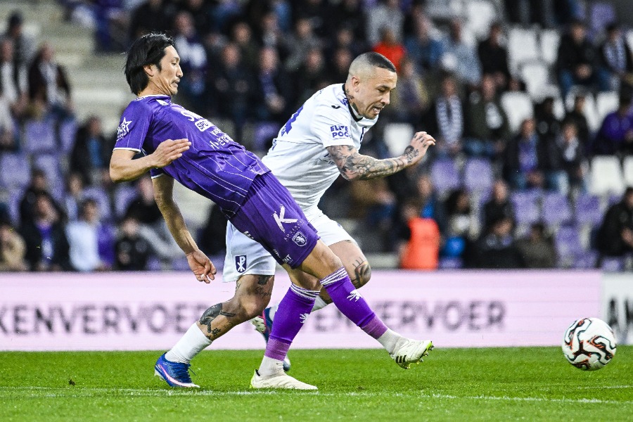 ベールスホットの原口元気【写真：Belga Image/アフロ】