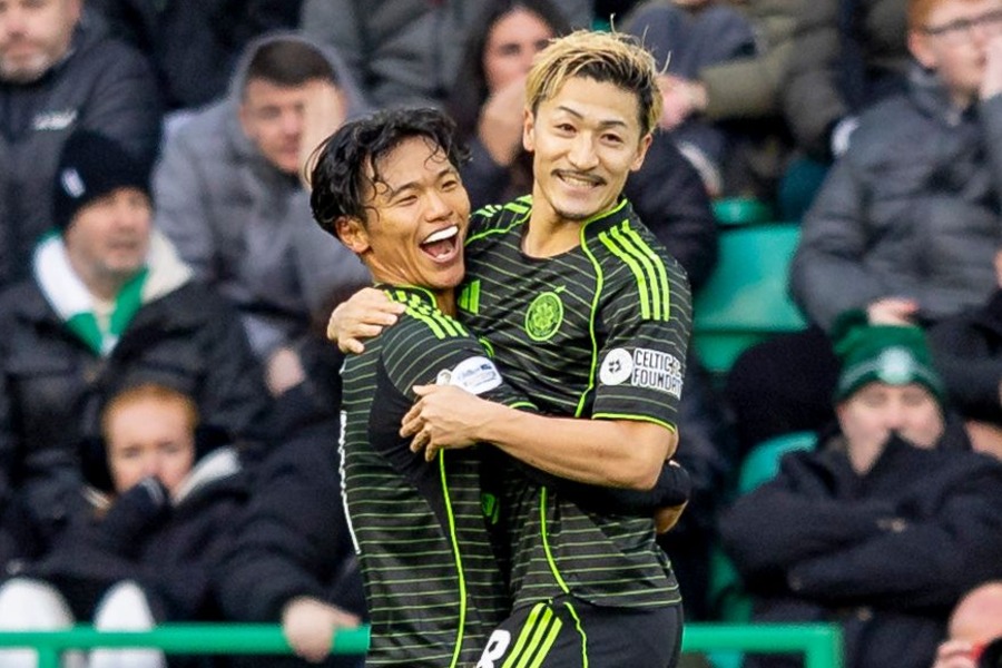 セルティックの旗手怜央（左）と前田大然【写真：REX/アフロ】