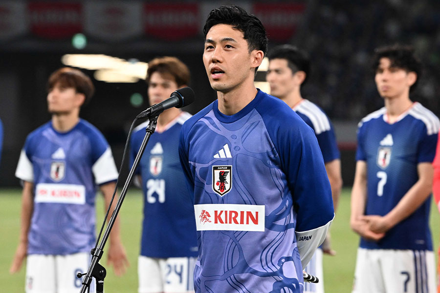 遠藤航は宿舎で調整【写真:徳原隆元】