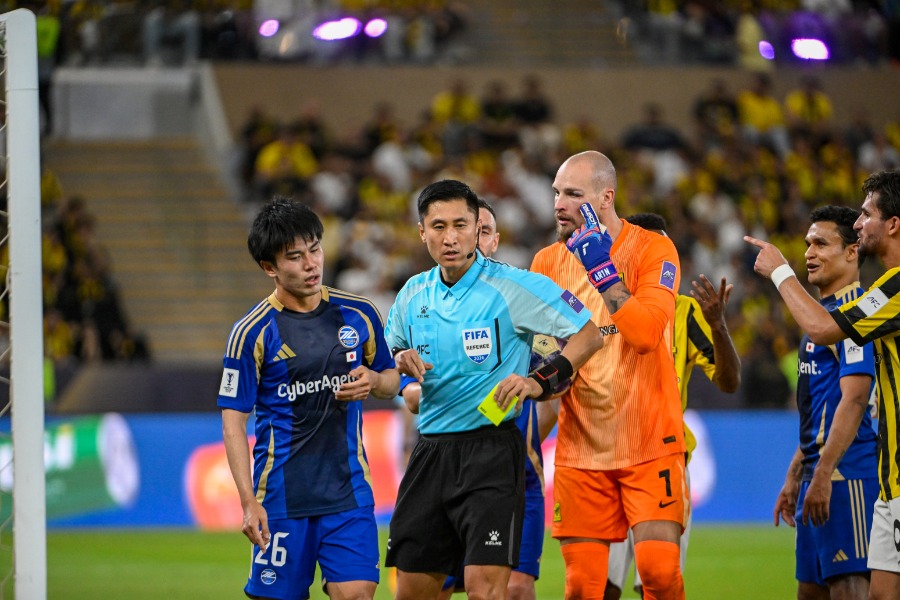 町田対アル・イテハド戦のジャッジを務めたマー・ニン主審【写真：(C) AFC】
