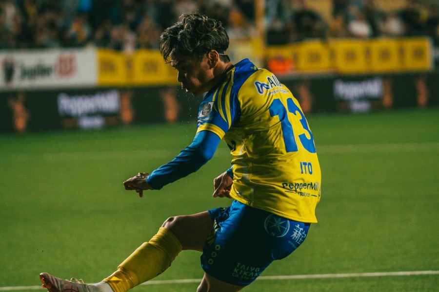 シント＝トロイデンの伊藤涼太郎【写真：(C) STVV】