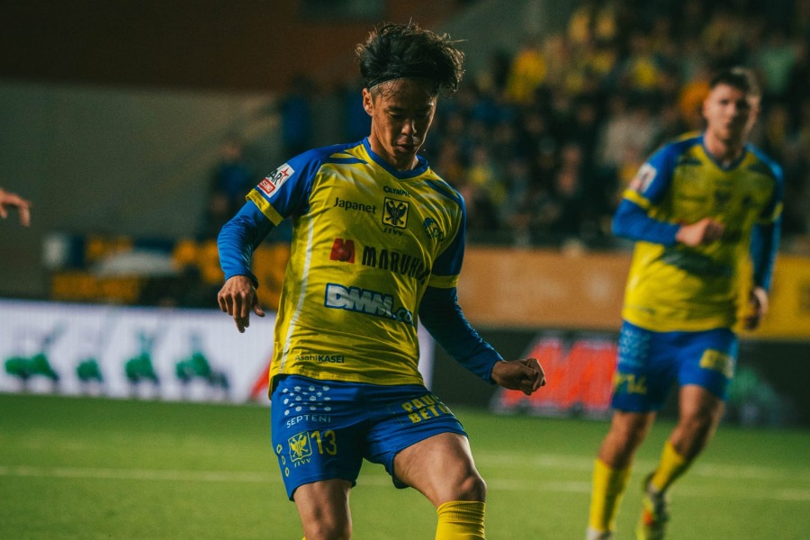シント＝トロイデンの伊藤涼太郎【写真：(C) STVV】