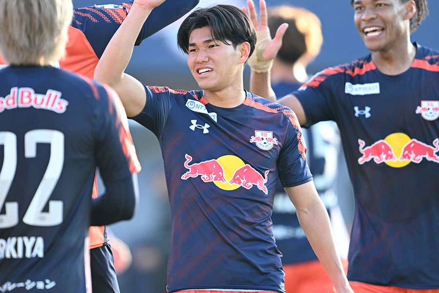 RB大宮の日髙元がJリーグ初ゴールを決めた【写真：徳原隆元】