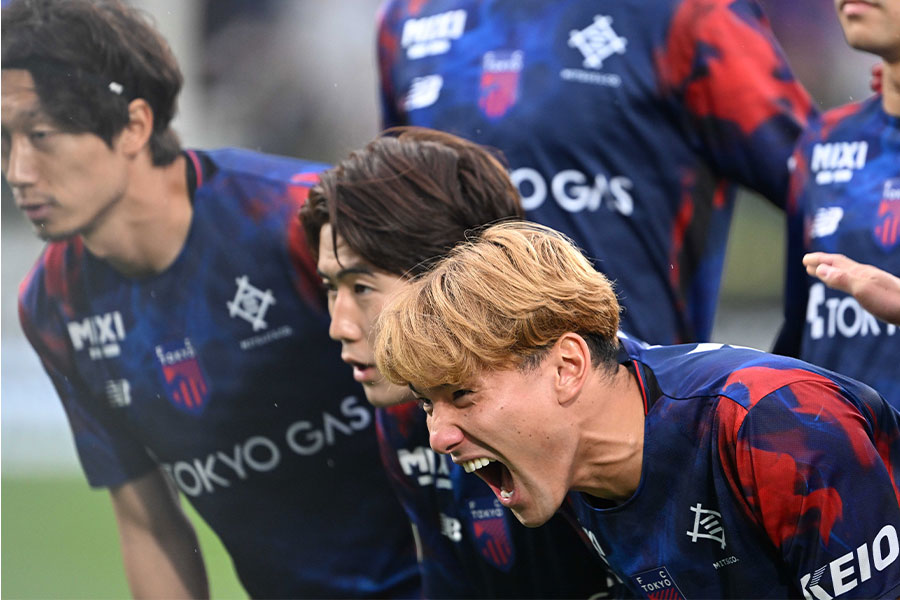 試合前から声を張った佐藤恵允【写真:徳原隆元】