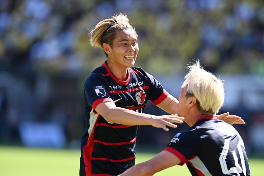 鹿島が千葉に勝利し、EASTの首位に輝いた【写真：徳原隆元】
