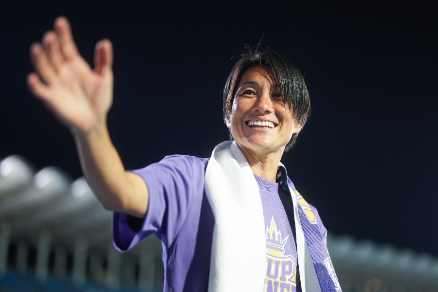 かつてサンフレッチェ広島レジーナなどでプレーした近賀ゆかり【写真：アフロスポーツ】