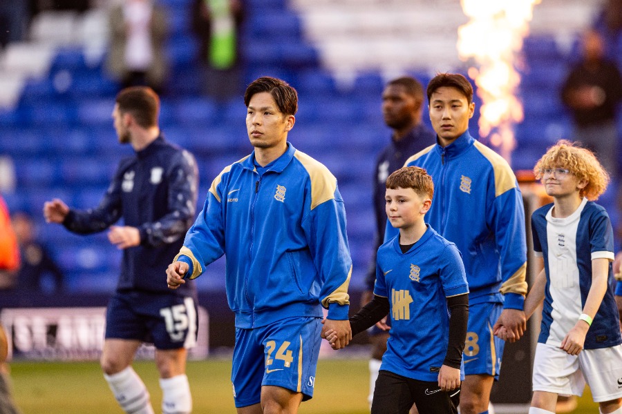 岩田智輝らが所属するバーミンガムが新スタジアムの構想を公開【写真:アフロ】
