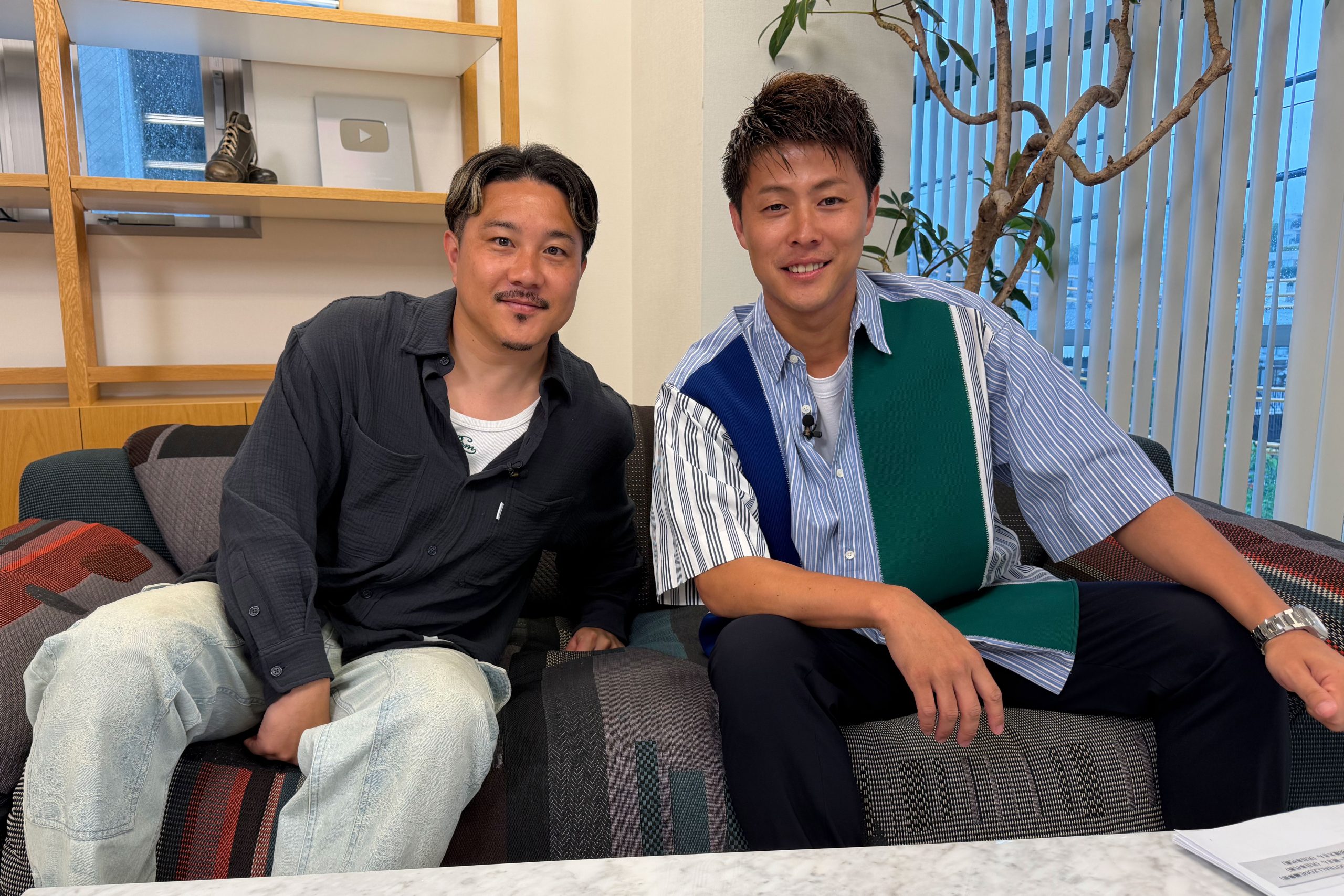 W杯メンバー26人を分析した安田氏(左)と柿谷氏【写真:FOOTBALL ZONE編集部】