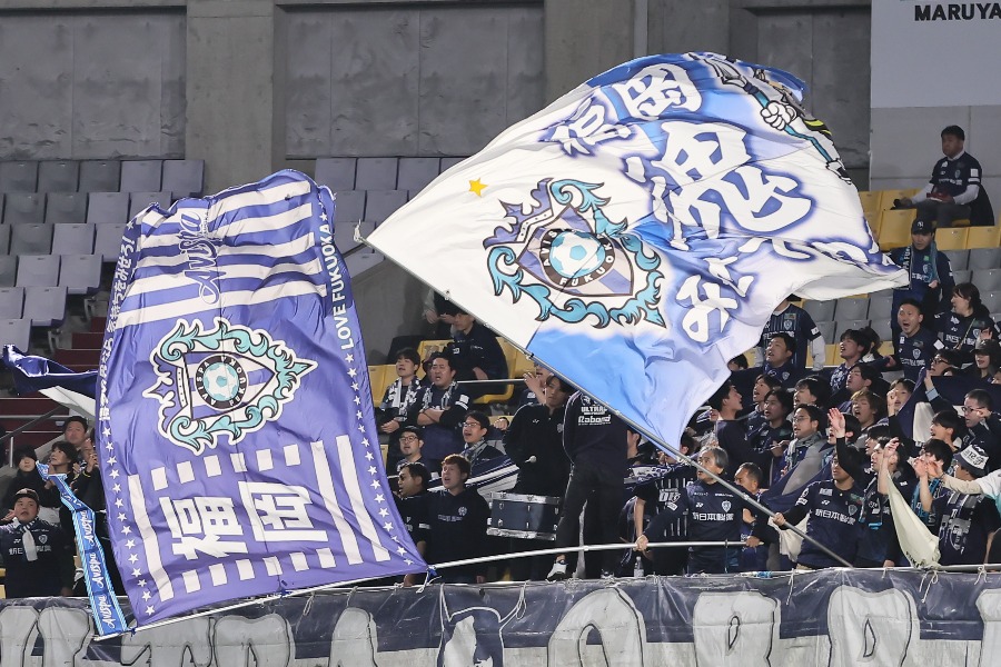 アビスパ福岡が新ユニフォームを発表【写真:徳原隆元】
