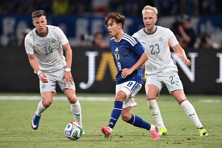 久保建英が新ルール適応に見解【写真：徳原隆元】