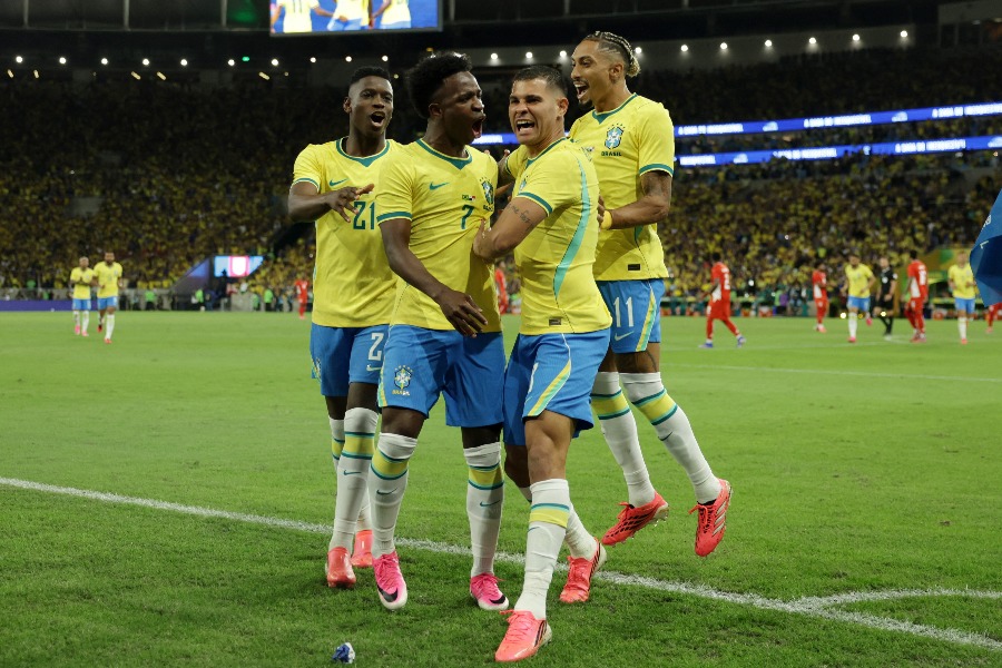 親善試合で大勝したブラジル代表【写真:ロイター】