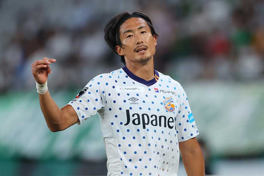 都倉賢(写真はV・ファーレン長崎時代)【写真:YUTAKA/アフロスポーツ】