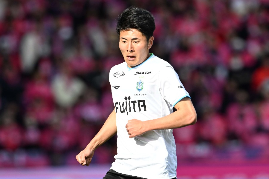 湘南時代の鈴木淳之介【写真:徳原隆元】