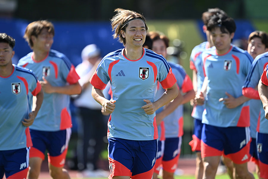 キャプテンを引き継いだ板倉滉【写真:徳原隆元】