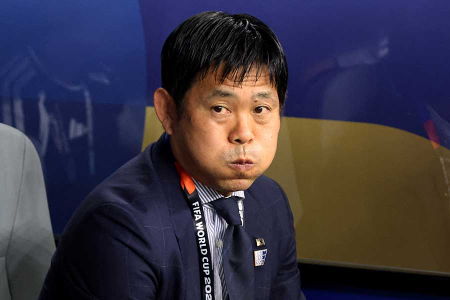 日本代表を率いる森保一監督【写真:ロイター】