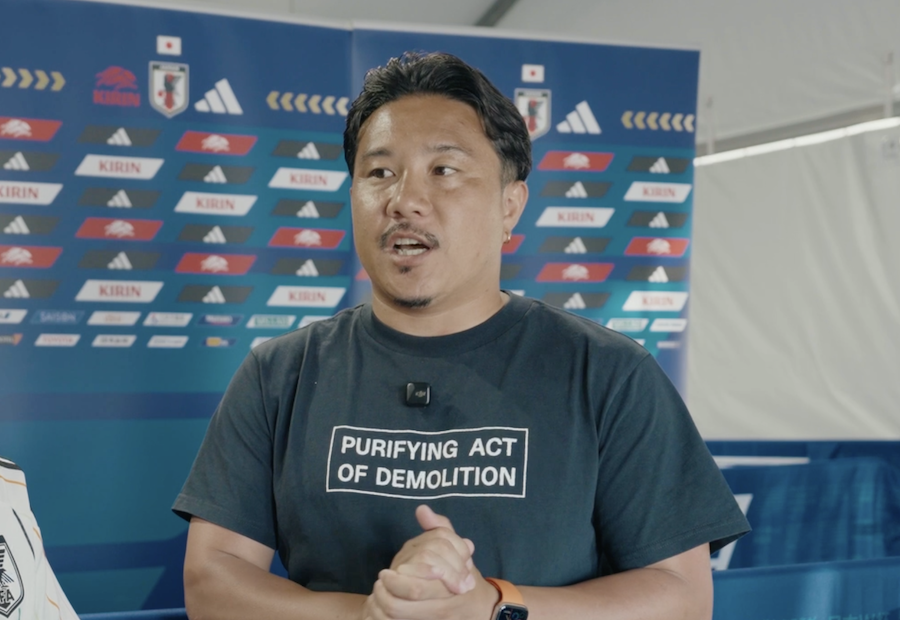FOOTBALL ZONEのYouTubeに出演した安田理大氏