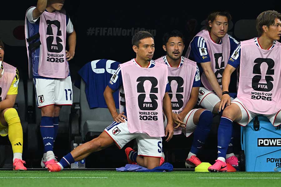 サッカー日本代表DF長友佑都【写真:徳原隆元】