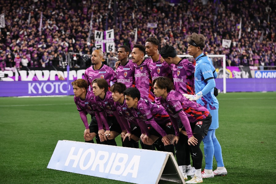京都が新ユニフォームを発表【写真：柳瀬心祐】