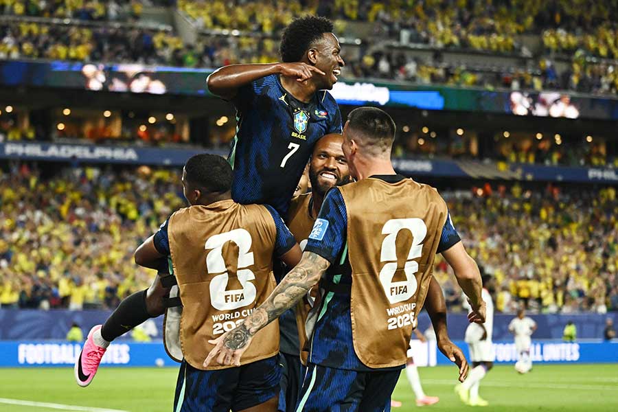 W杯を現地観戦したスターが話題【写真:ロイター】