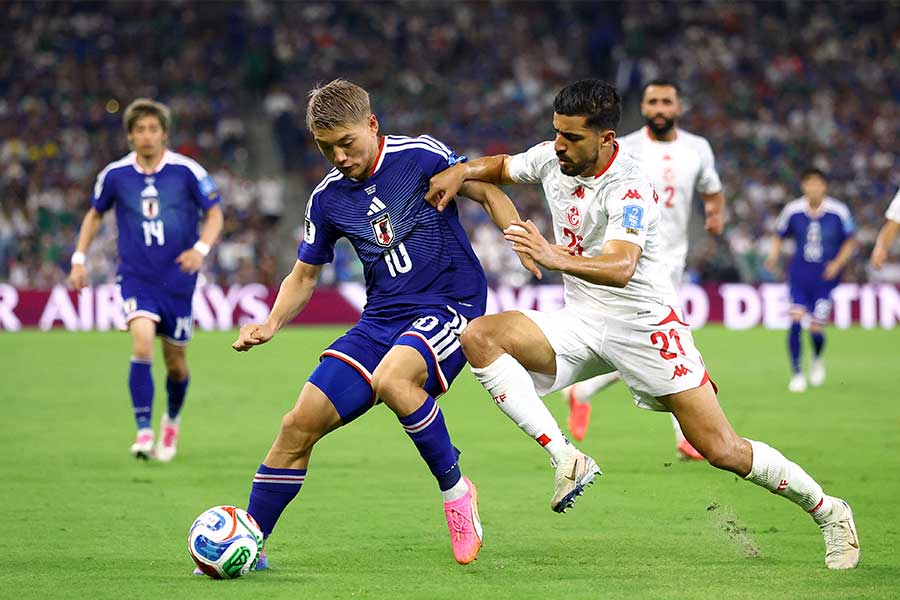 本田圭佑の解説が話題【写真:ロイター】