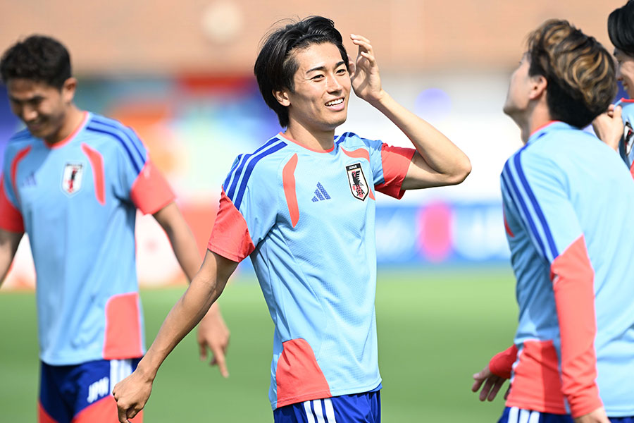 日本代表の中村敬斗【写真:徳原隆元】