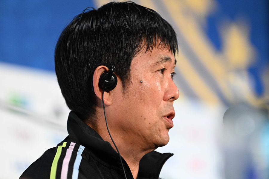 森保監督が会見に出席【写真：徳原隆元】