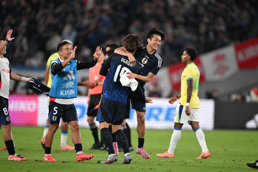 10月のブラジルとの親善試合で勝利した森保ジャパン【写真：徳原隆元】