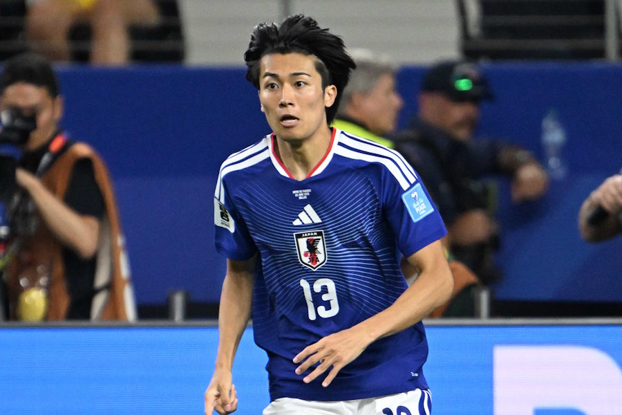 中村敬斗がベスト11に選出【写真：徳原隆元】