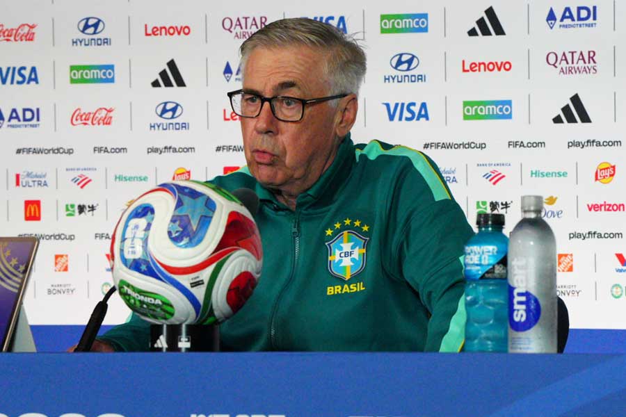前日会見に出席したブラジルのカルロ・アンチェロッティ監督【写真:FOOTBALL ZONE編集部】