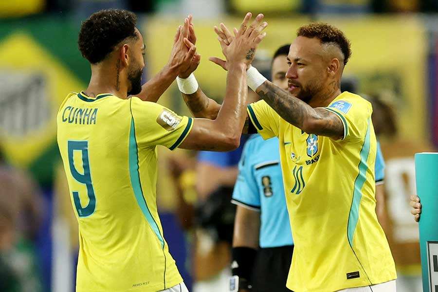 マテウス・クーニャ(左)とネイマール【写真:ロイター】
