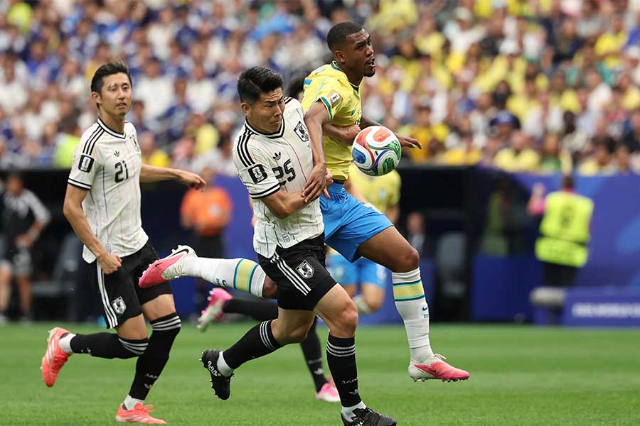 サッカー日本代表はブラジル代表と対戦【写真:ロイター】