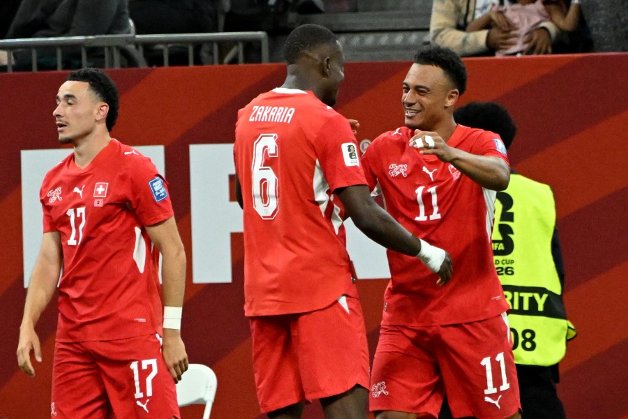 アルジェリアに勝利したスイス代表【写真：ロイター】