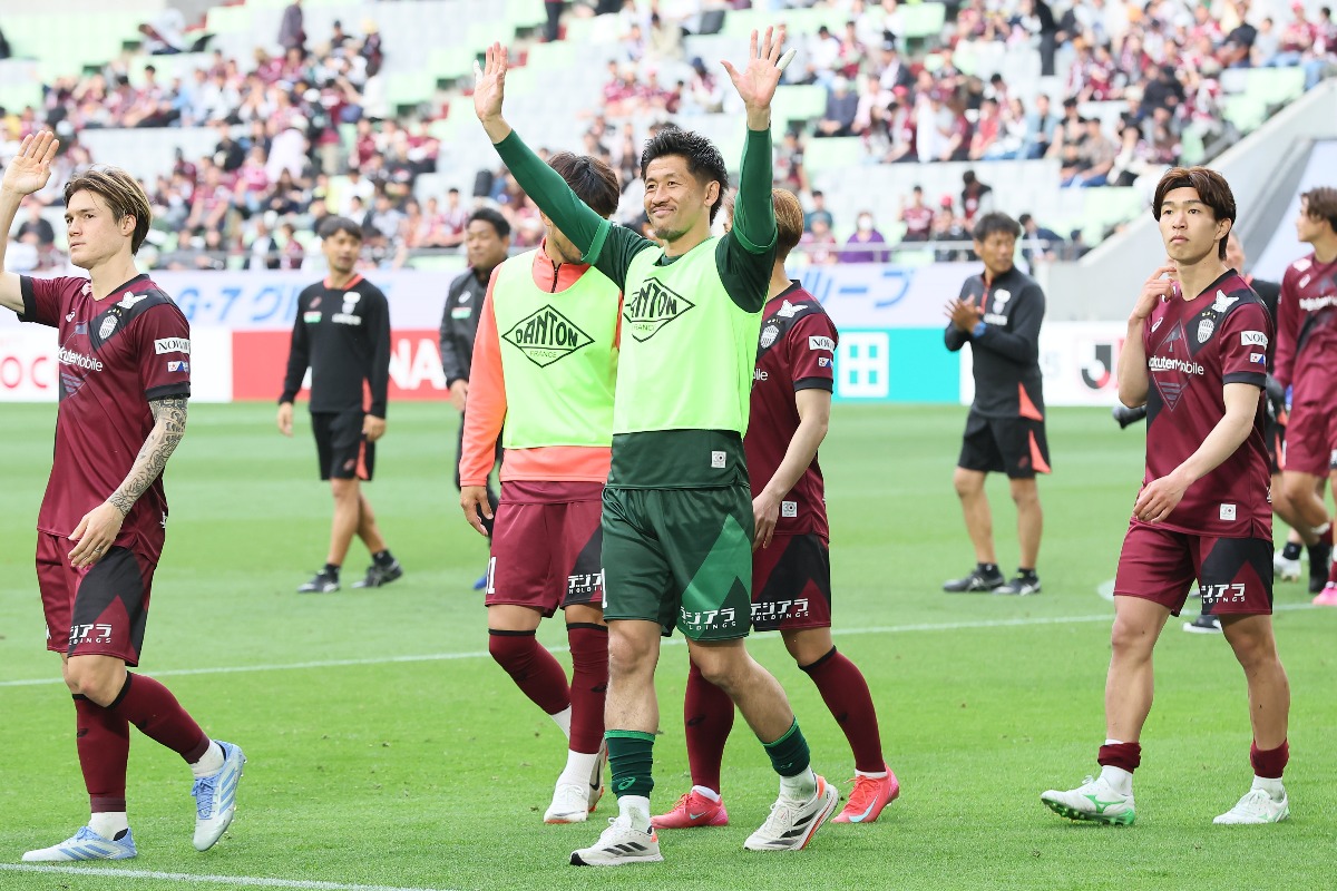 神戸GKの新井章太【写真:柳瀬心祐】