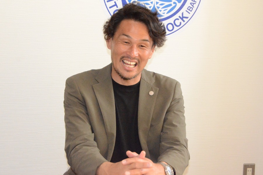 水戸の本間幸司GM【写真：河野正】