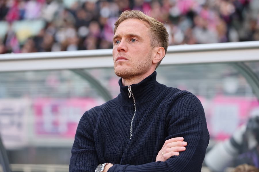 G大阪を率いたイェンス・ヴィッシング監督【写真:柳瀬心祐】