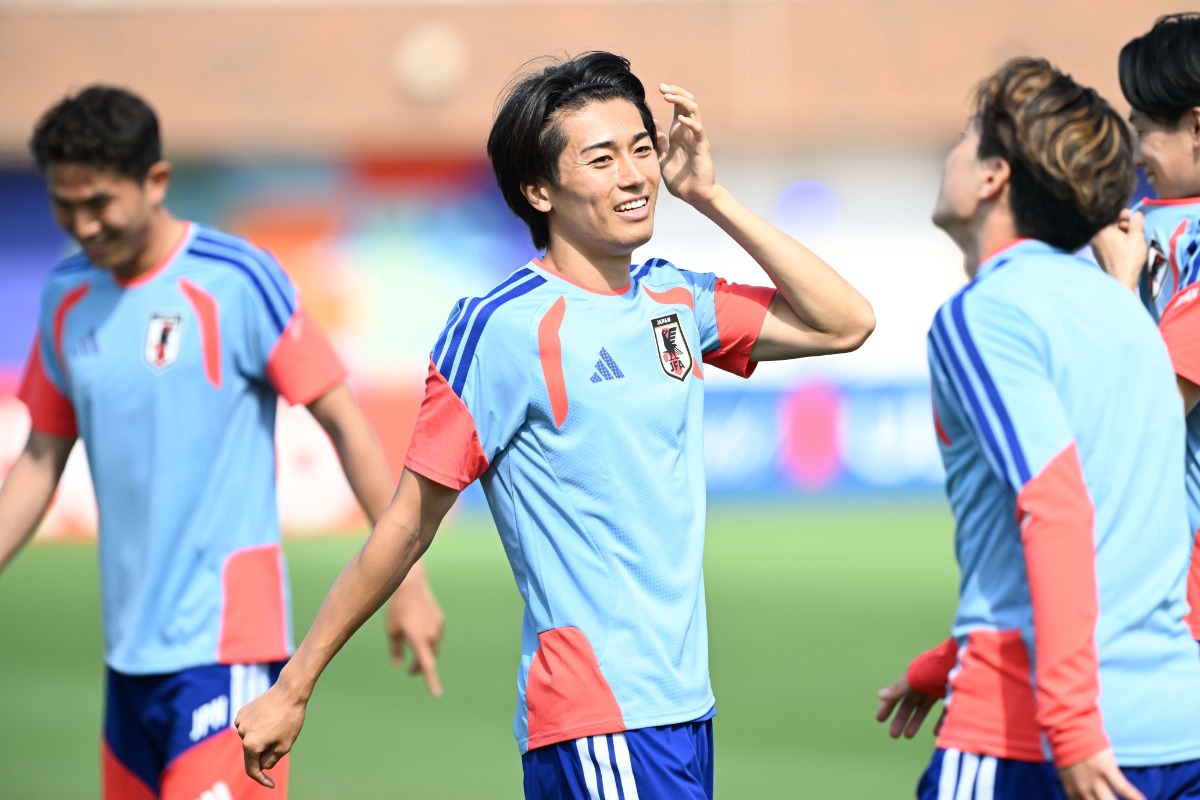 日本代表MFの中村敬斗【写真:徳原隆元】