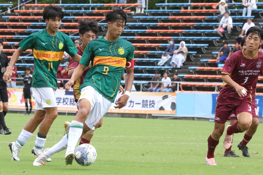 静岡学園の坂本健悟【写真：安藤隆人】