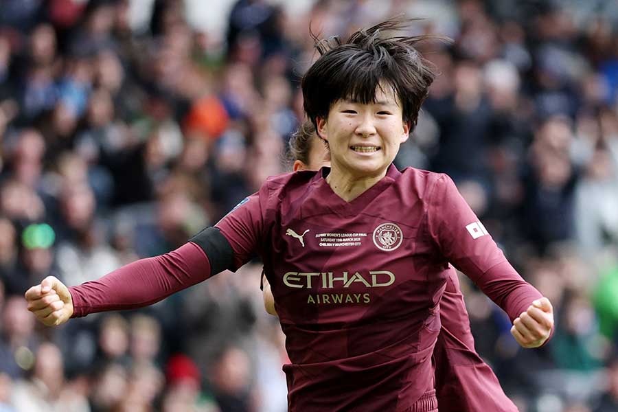 藤野あおばのゴラッソに脚光【写真：ロイター/アフロ】