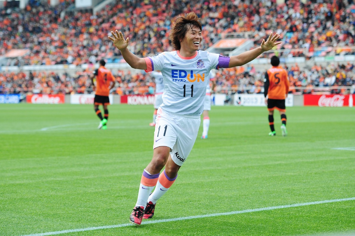 かつて広島でプレーした佐藤寿人【 写真:アフロ】